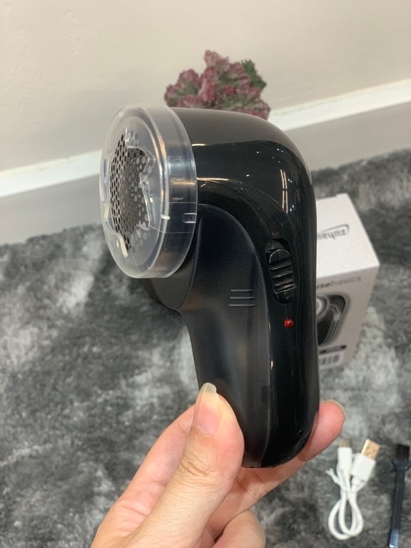 Máy cắt lông xù Zuhause basics ZB78