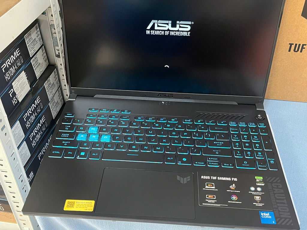 Laptop ASUS TUF Gaming F16 FX607VJB-RL151W