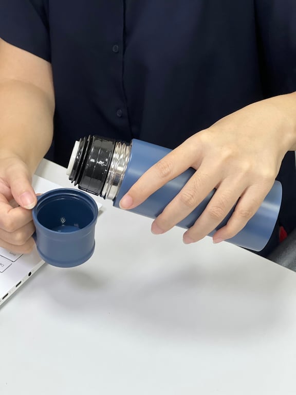 BÌNH GIỮ NHIỆT CAO CẤP KÈM NẮP CỐC YOSHIYAMA 350ML