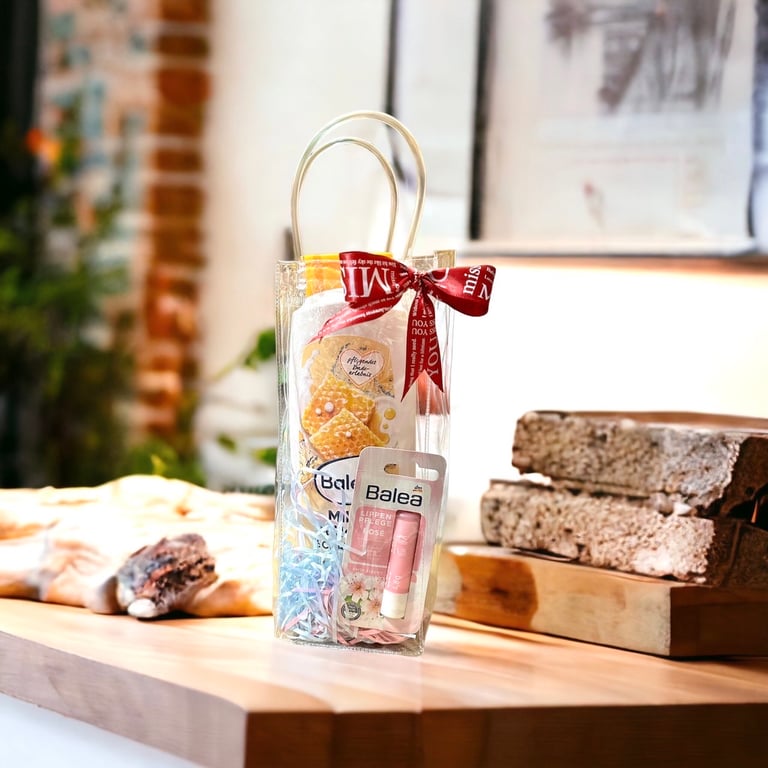 𝐒𝐞𝐭 𝐪𝐮𝐚̀ 𝐭𝐚̣̆𝐧𝐠 20/10 Balea Đức - THƠM NỨC LÒNG