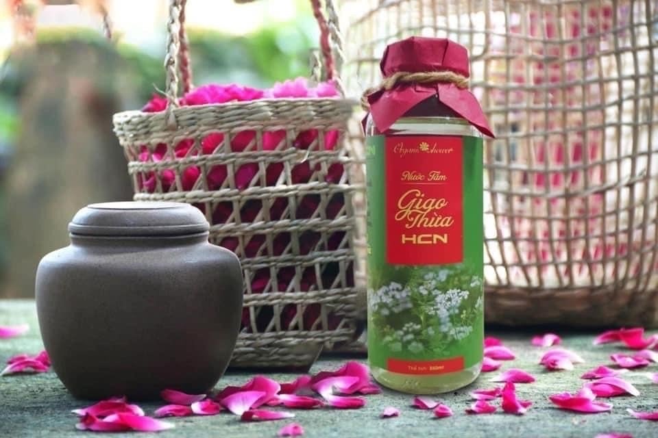 NƯỚC THƠM MÙI GIÀ - DÙNG ĐỂ LAU BÀN THỜ