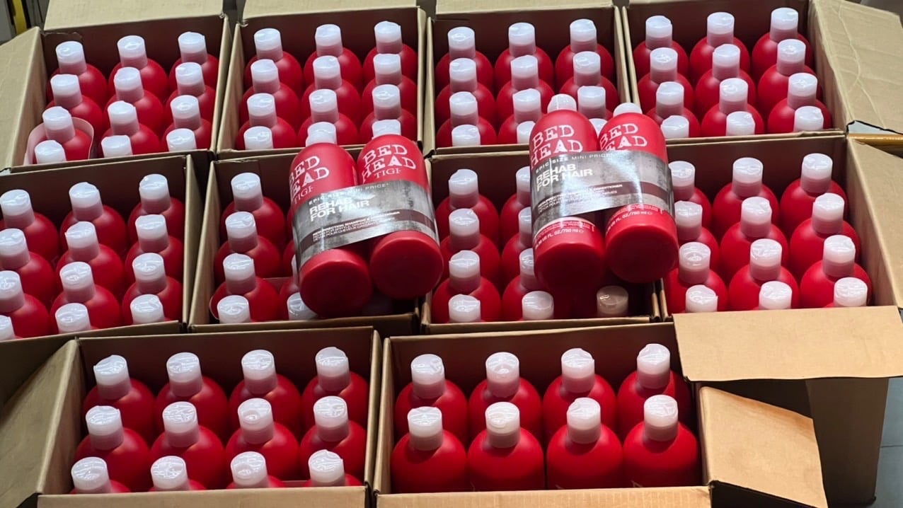 Cặp Dầu Gội TiGi Đỏ Phục Hồi Tóc Hư Tổn