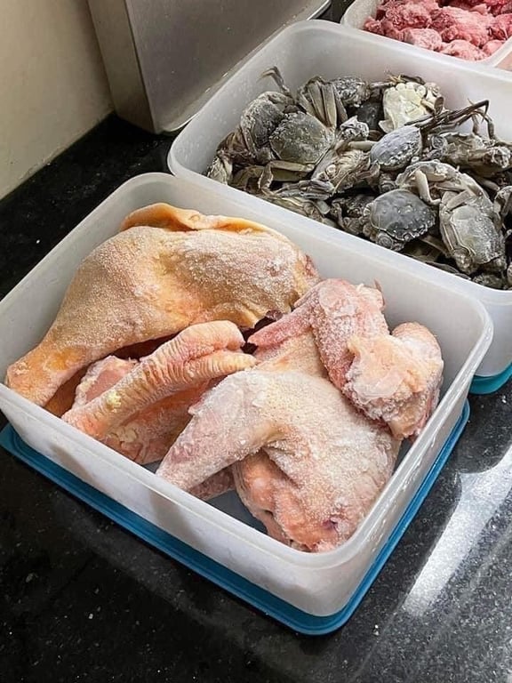 HỘP TUPPERWARE NGĂN ĐÔNG CỠ ĐẠI 5.7L