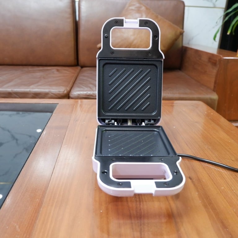 máy nướng bánh mì Seka