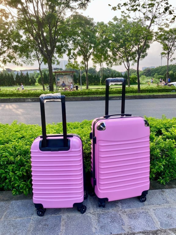 Combo Vali to đùng size 24inch và 1 vali size 20 inch