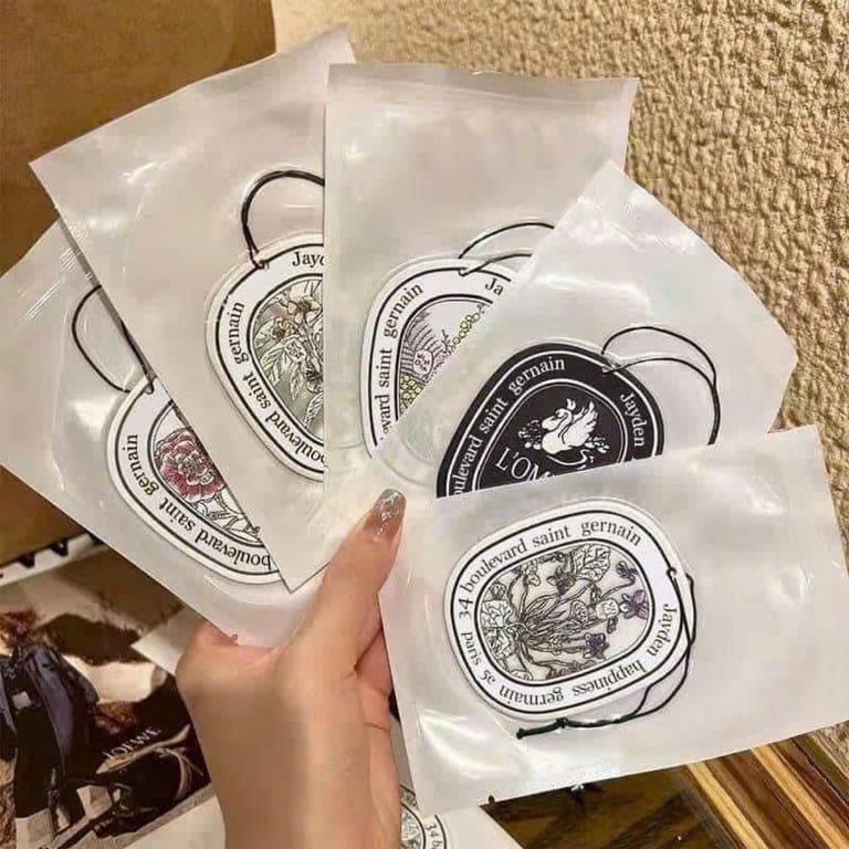Set 20 Lá thơm treo tủ đồ, xe ô tô