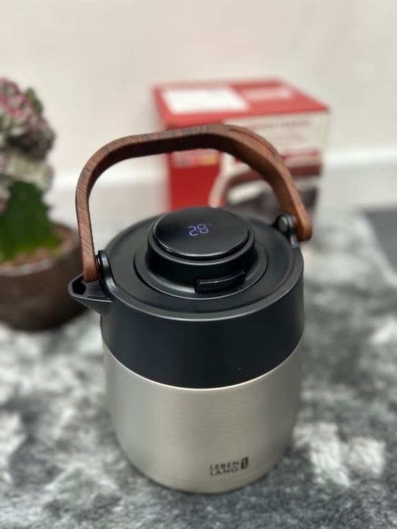 Ấm pha trà giữ nhiệt có lọc trà dung tích 1L Lebenlang LBL3031