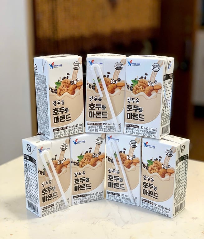 SET 16 HỘP SỮA HẠT ÓC CHÓ HẠNH NHÂN CANXI KC HEALTH HÀN QUỐC 190ML - 119kcal