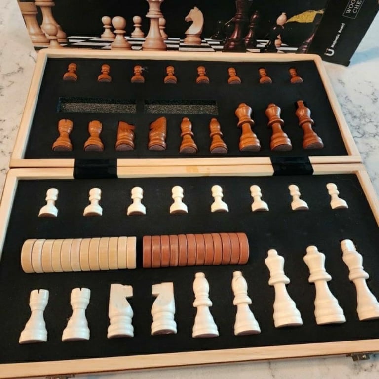 BỘ CỜ VUA XUẤT MỸ GỖ SỒI - CÓ HÚT NAM CHÂM SIZE M 39cm x 39cm