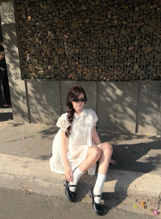 ÁO VÁY TIỂU THƯ FORM DÁNG BABYDOLL REN HOA THÊU NỔI