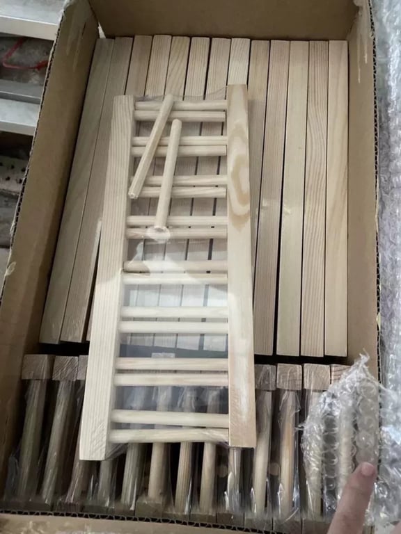 Giá để đĩa, cốc bằng gỗ