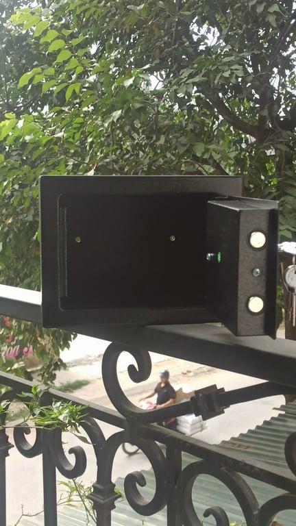 💰💰🗝️ Két sắt mini 23x17x17cm