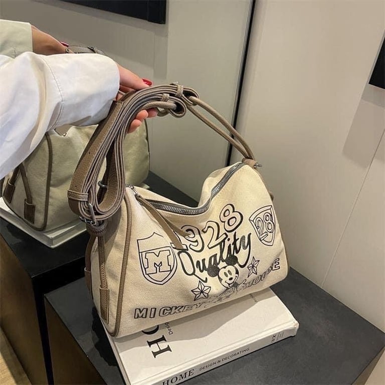 CHỐT GẤP EM MÃ TÚI MICKEY ĐANG HOT