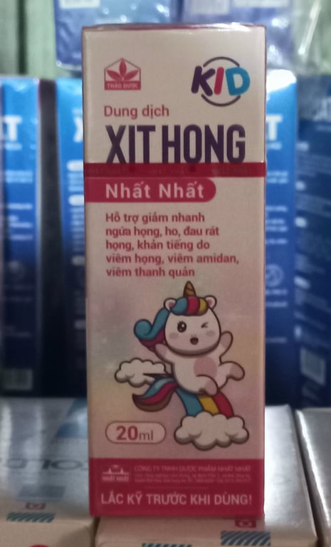 xịt họng nhất nhất kid hồng