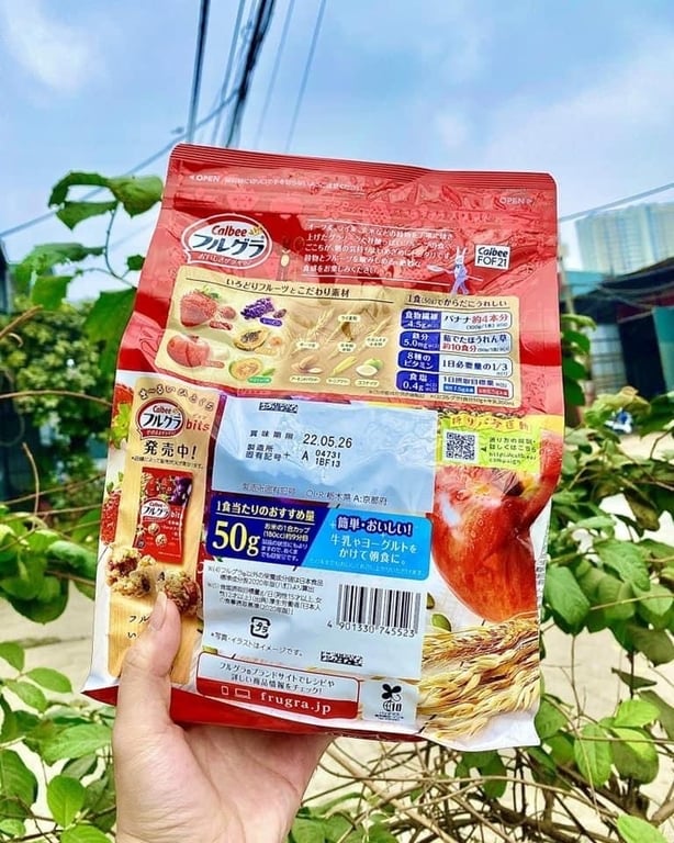 Ngũ cốc Calbee 750g Nhật Bản😋