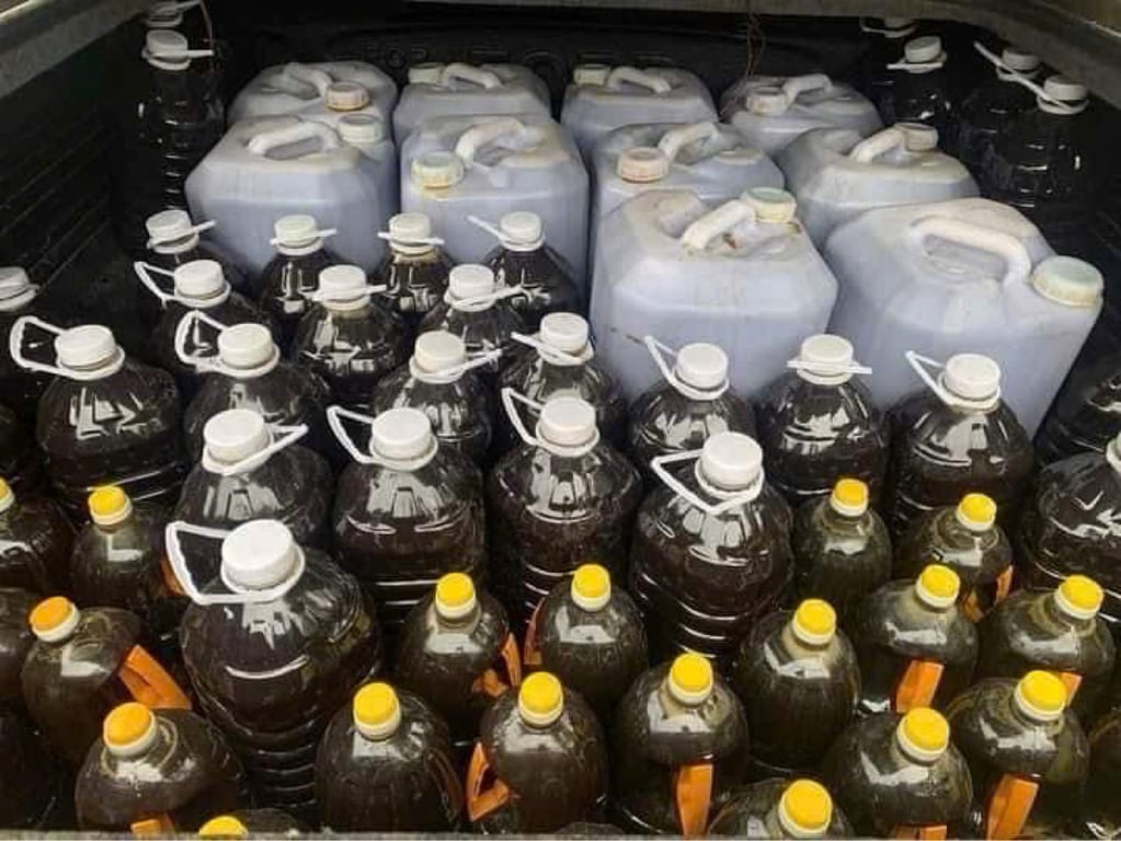 Mật mía Nghệ An chai 1 lít