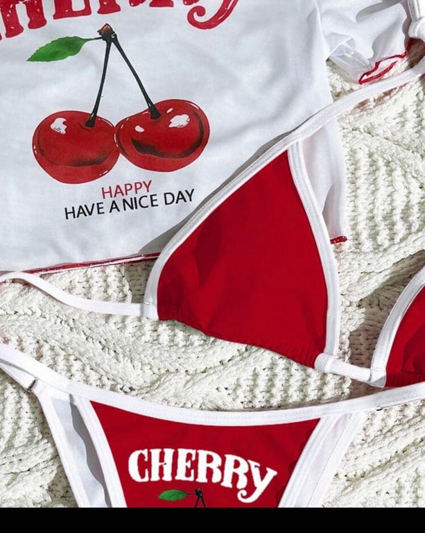 Bikini 3 món đỏ có áo
