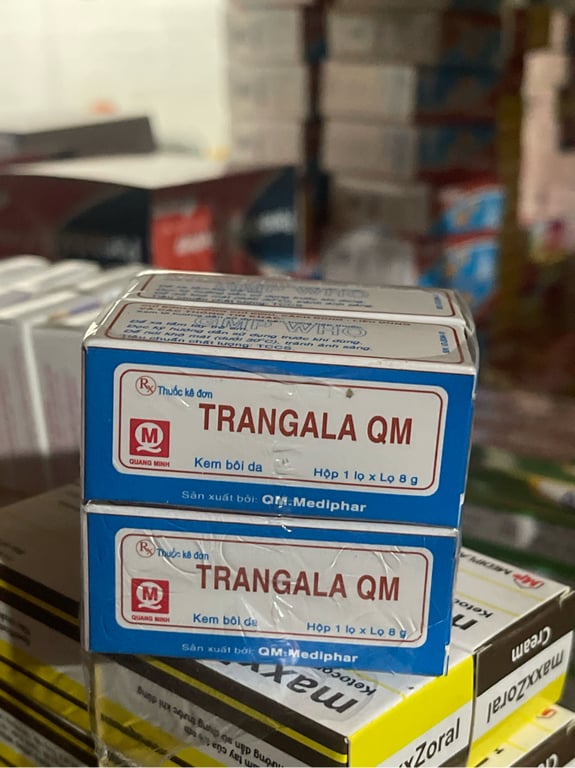 Trangalla lọ 8g