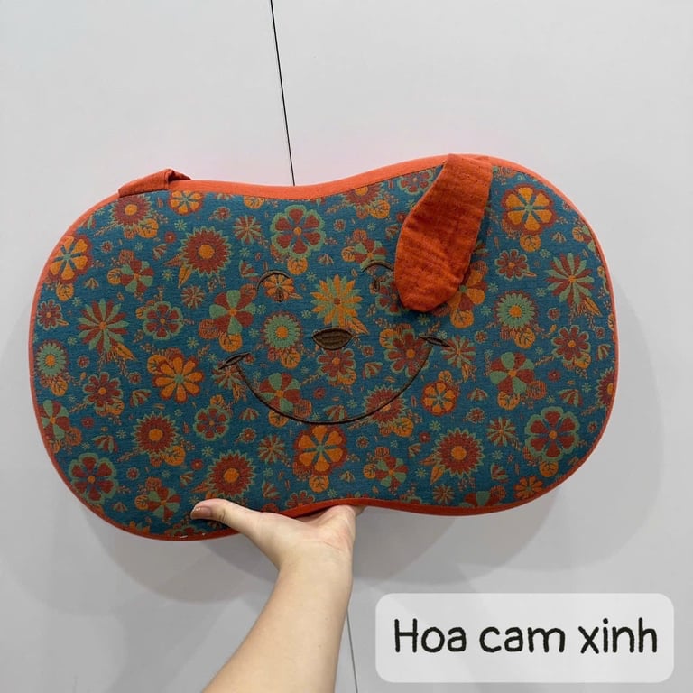 Gối cao su vintage