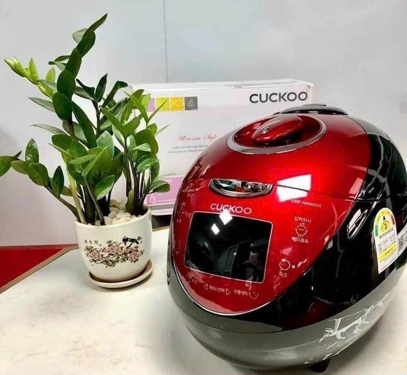 Nồi cơm Cuckoo CRP 0680 1.08L