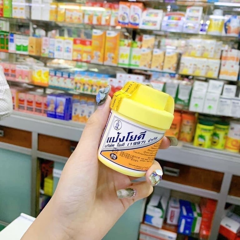 PHẤN THẢO MỘC KHỬ MÙI HÔI CHÂN THÁI LAN