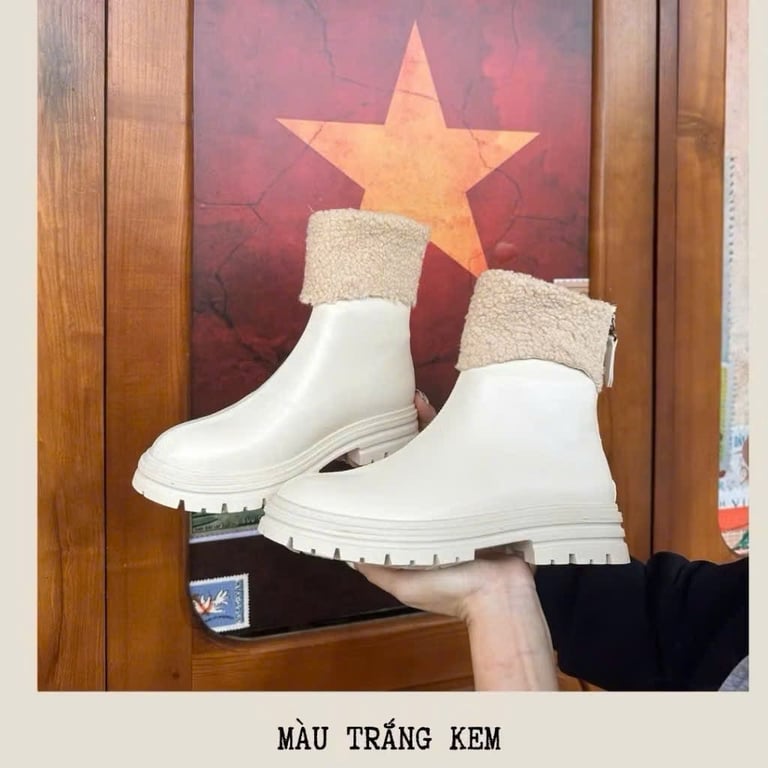 Boot trắng thấp cổ lông