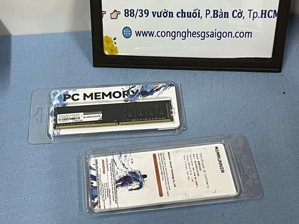RAM PC Memrunner 8Gb DDR4 3200MHz (Rn43208G5U1B220B)