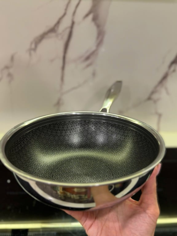 Chảo Blackcube Premium Double Etching - chảo tổ ong Blackcube 2 mặt size 20cm sâu lòng