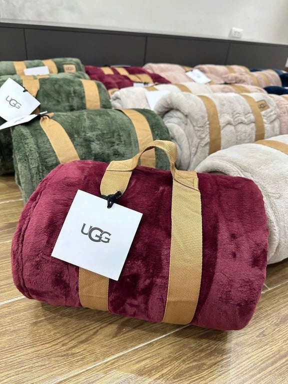 CHĂN LÔNG THỎ UGG SIZE LỚN BAO PHÊ