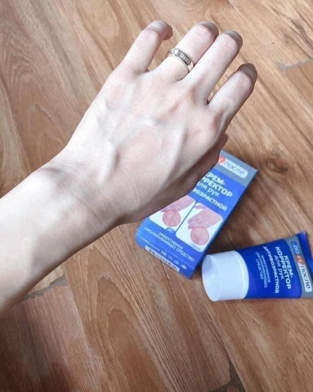 Kem dưỡng tay Kpem