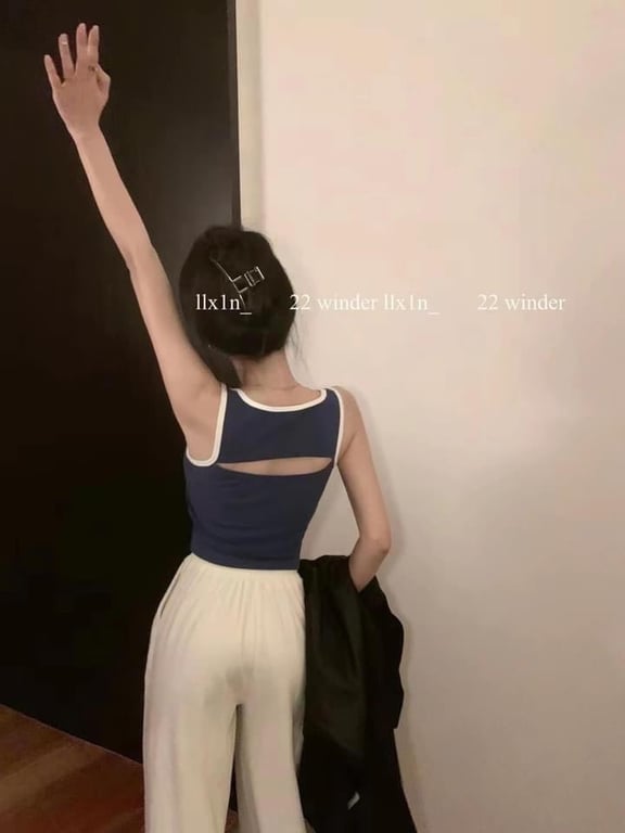 ÁO SÁT NÁCH KÈM BRA