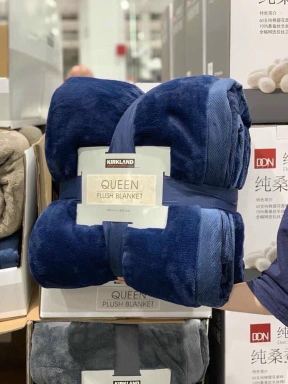 Chăn lông cừu Kirkland Mỹ