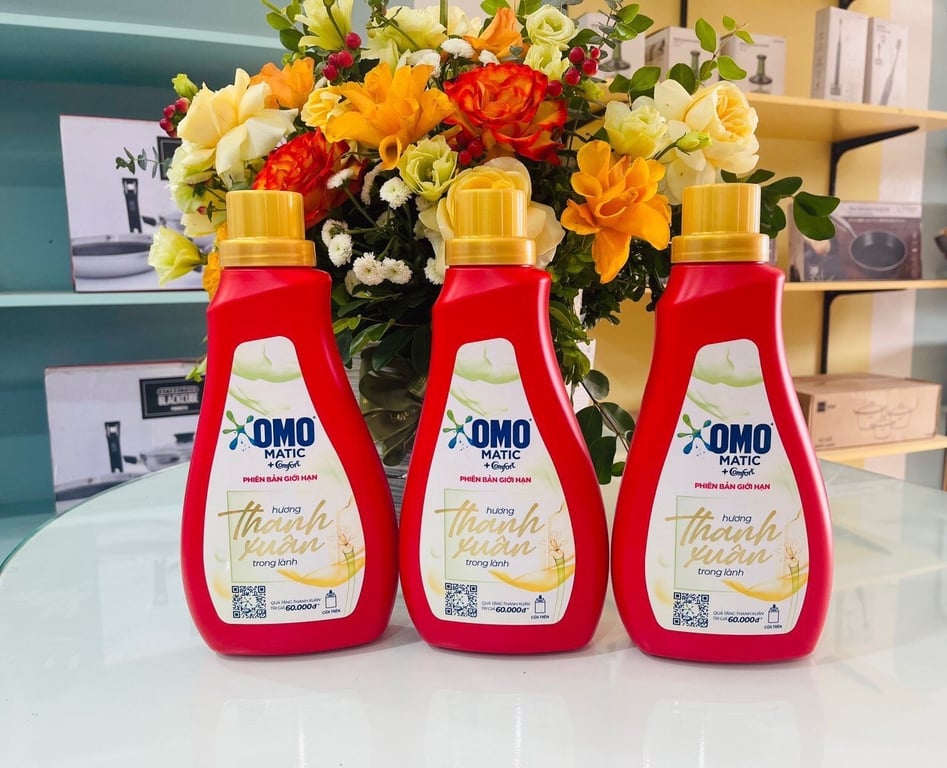 Nước Giặt Omo Matic Comfort 720g *3 chai