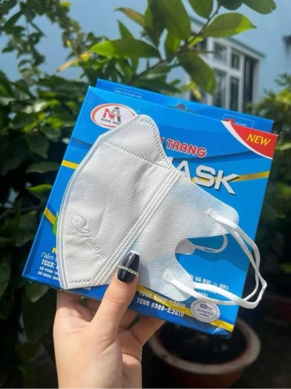 5d  Nam anh màu trắng b/10 cái t/100h