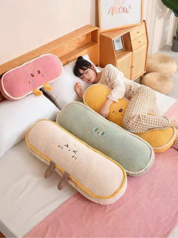 Gối ôm nhung tăm