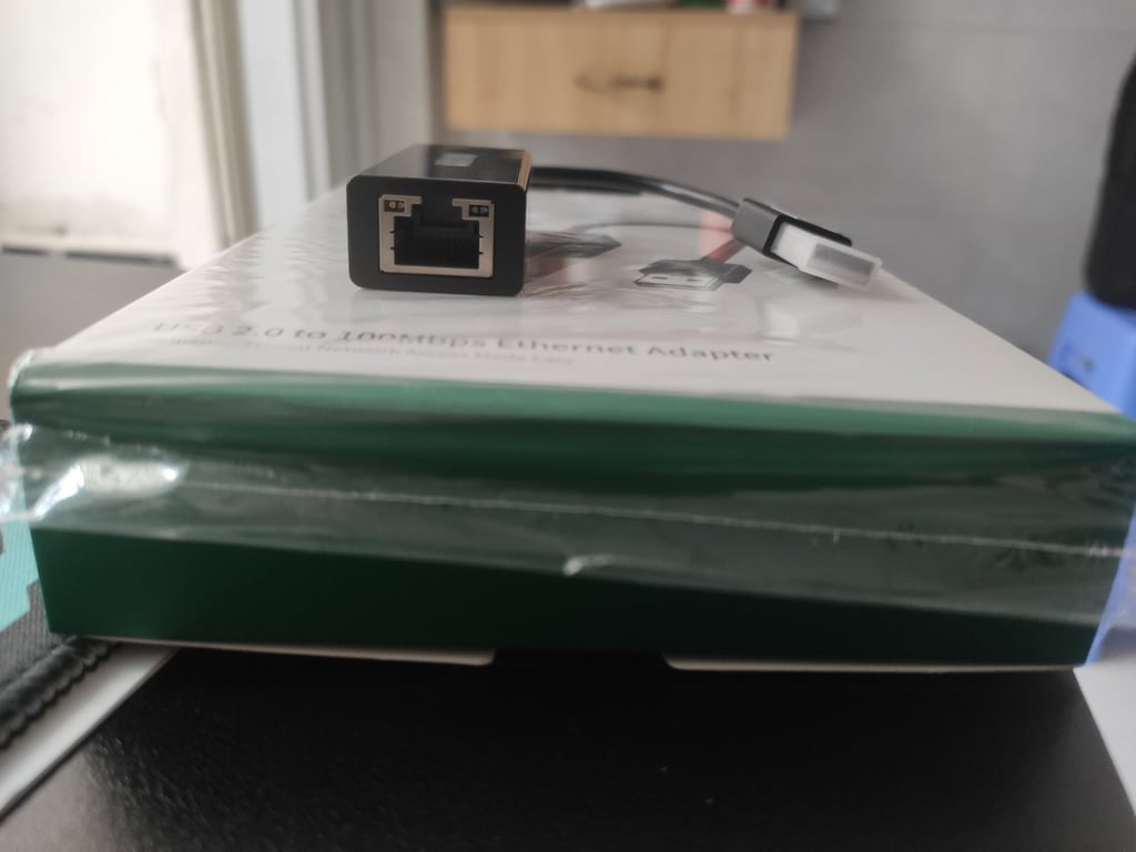 Cáp Chuyển Đổi USB 2.0 To Lan 100Mbps-Đen-Vỏ Nhựa (Ugreen 20254)
