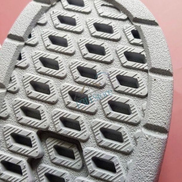 Dép chống trượt nhựa EVA LocknLock siêu êm (mẫu mới) ETM649 Size 27cm (41-42)