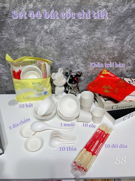 Set 44 chi tiết Bát , Cốc , Đũa , Thìa , Muôi , Khăn Trải Bàn Đỏ