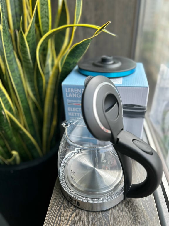 Ấm siêu tốc thủy tinh Lebenlang LBL2829 dung tích 1L