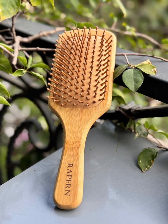 LƯỢC ĐỆM KHÍ MASSAGE DA ĐẦU – RAPERN NC269