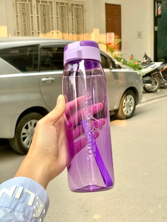 bình nước lohas tupperware size 750ml
