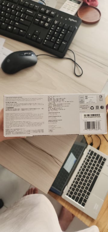 Tai Nghe Không dây Logitech Zone 300 Đen
