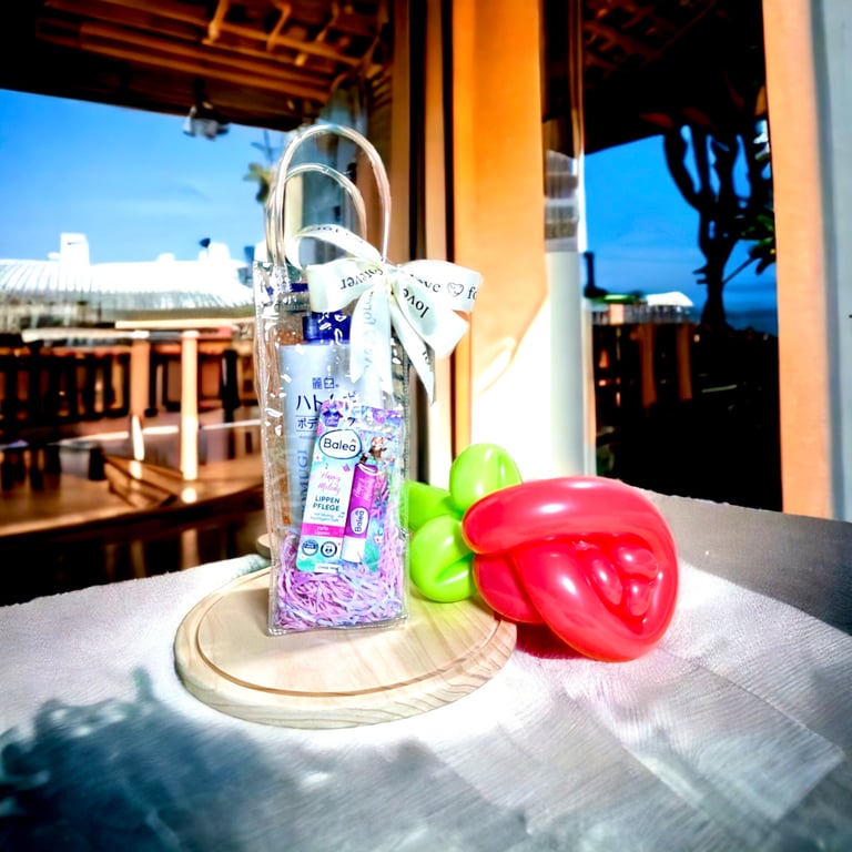 Set quà tặng sữa tắm Hatomugi của Nhật