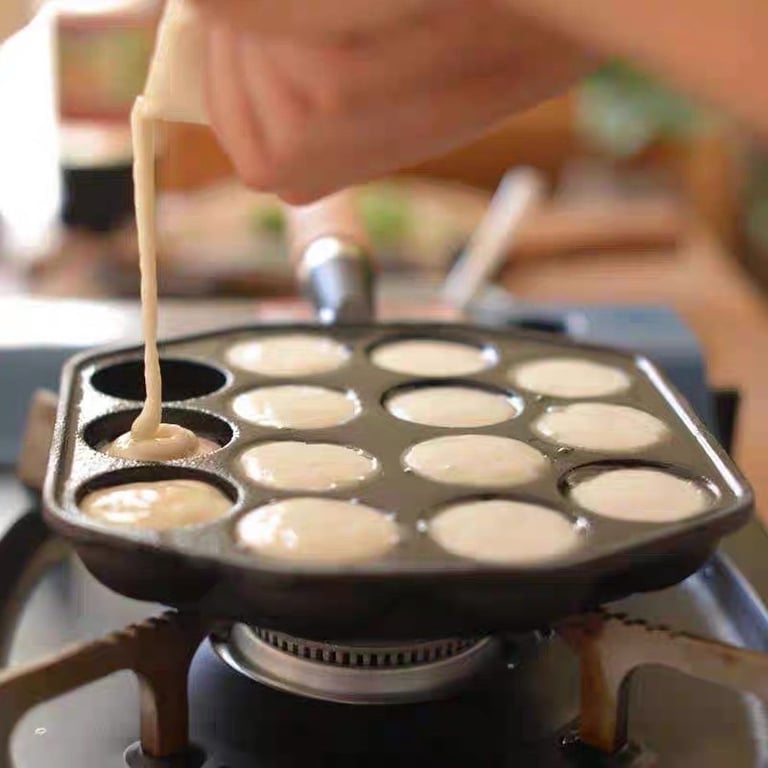 Chảo gang làm bánh bạch tuộc Takoyaki