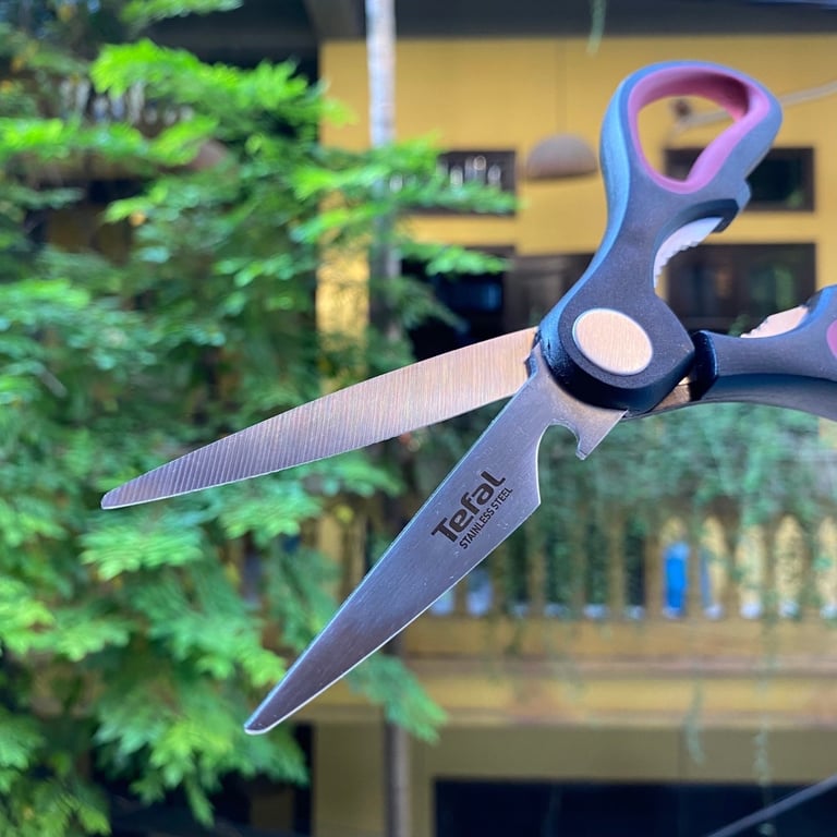 KÉO NHÀ BẾP TEFAL 3IN1 K12241 - cầm siêu êm, cắt siêu sắc ngọt