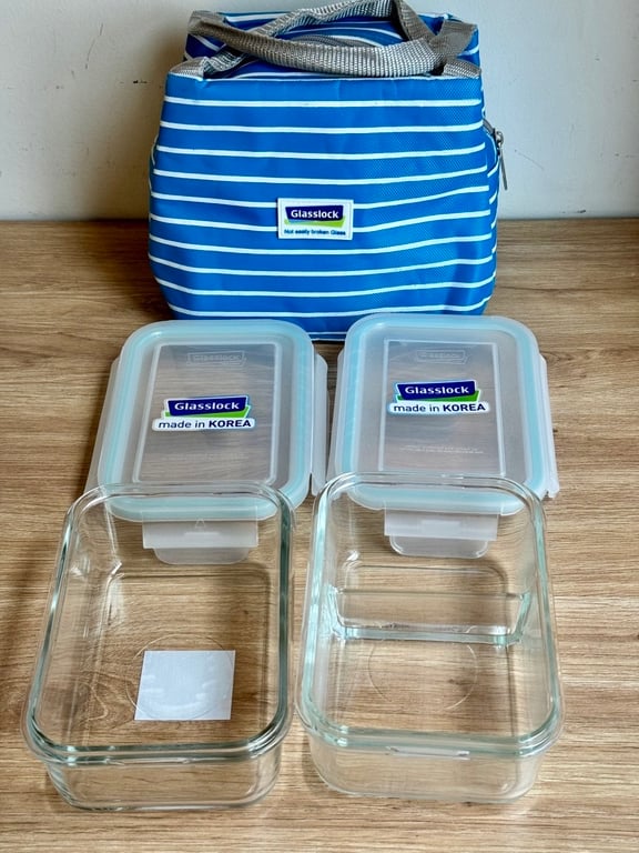 Bộ 2 Hộp cơm Hàn quốc Glasslock kèm túi giữ nhiệt (715ml Và 670ml chia ngăn) GL6771