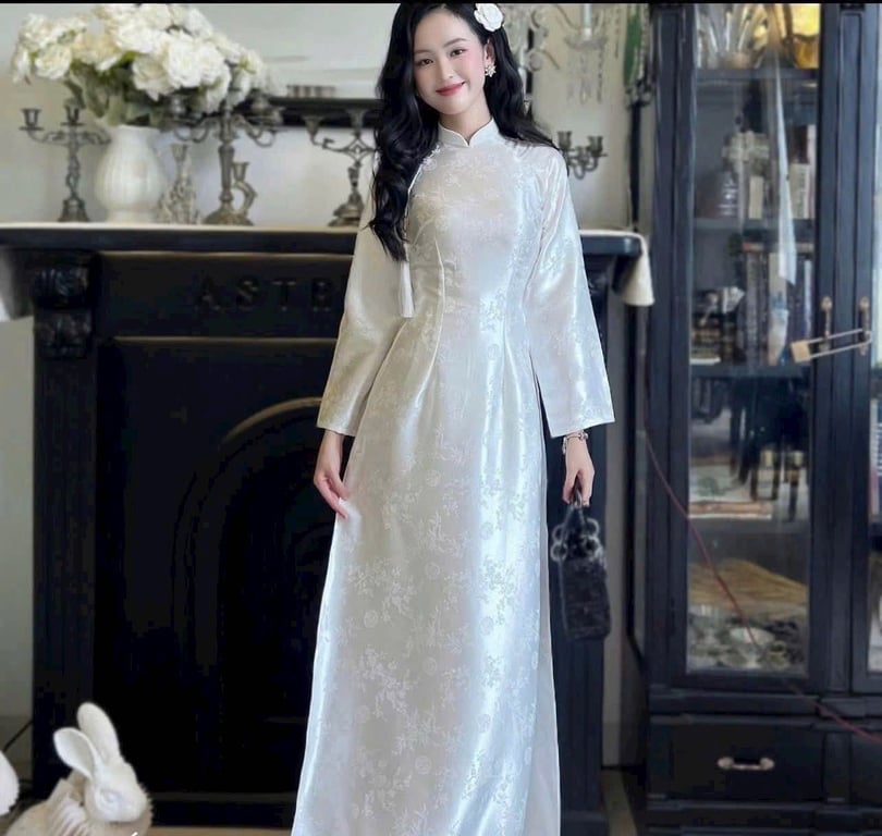 AD Gấm lá trúc cổ trụ - trắng (có bigsize)