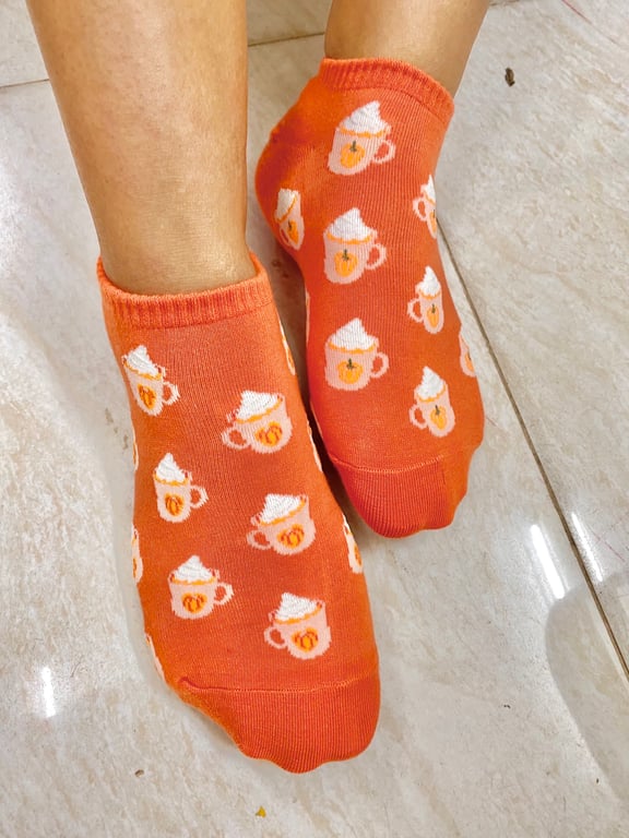 SET 10 ĐÔI TẤT NỮ CỔ NGẮN