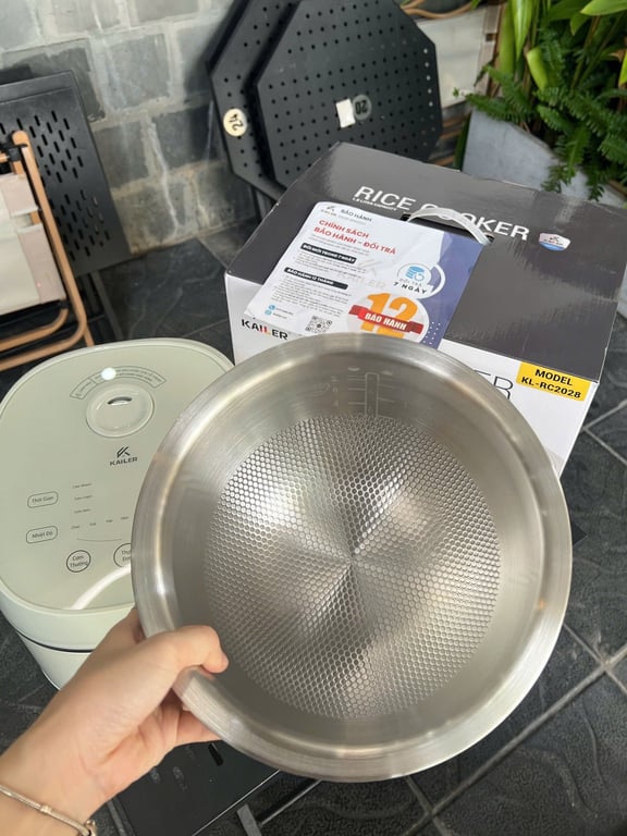 Nồi Cơm Điện Tử Lòng Nồi Vân Lục Giác 1.8L Kailer KL-RC2028