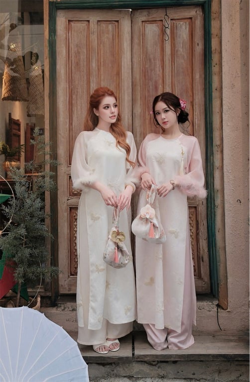 AD gấm nhũ bướm tay lông - kem S/M